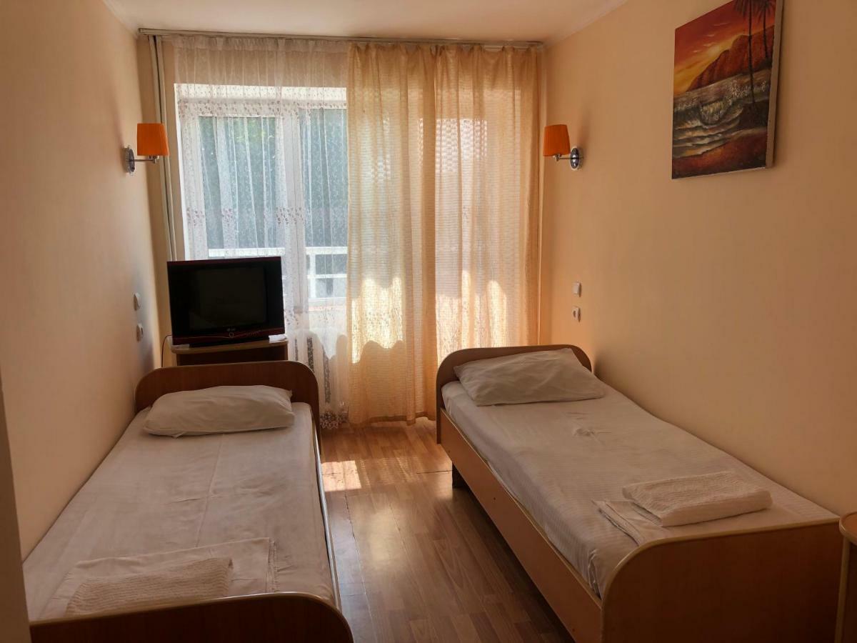 Tourist Hotel Shymkent Exterior foto